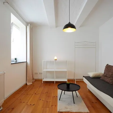 Gemutliche Altbauwohnung Fur Paare Appartement